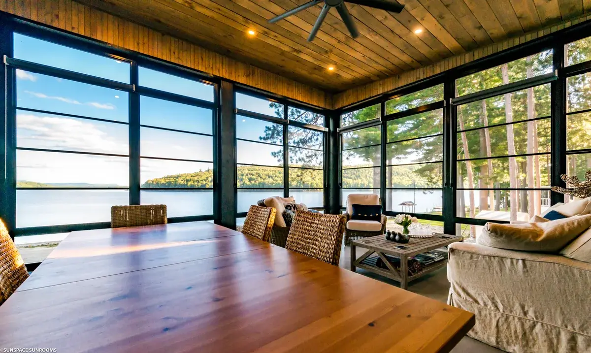 Sunroom in Baldwin, MD